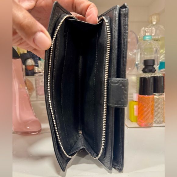 Authentic Gucci Black Guccissima Leather Continental Wallet - Picture 8 of 13